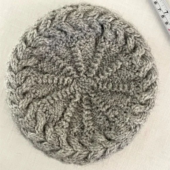 Handmade Knit Winter Kids Hat Cap Gray Cableknit OS - Picture 9 of 9